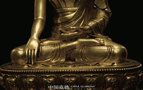 中國(guó)嘉德2019秋拍 |  恢宏巨制震撼現(xiàn)世-清康熙御制銅鎏金釋迦牟尼佛